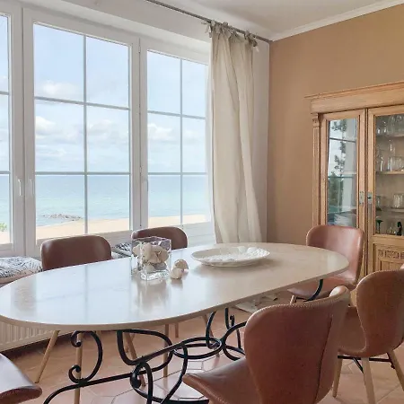 Charmante Ferienwohnung In Schцner Bдdervilla Mit Traumhaftem Meerblick Direkt Am Strand *