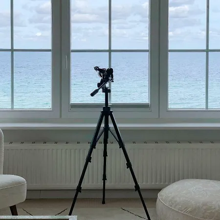 Charmante Ferienwohnung In Schцner Bдdervilla Mit Traumhaftem Meerblick Direkt Am Strand Apartamento